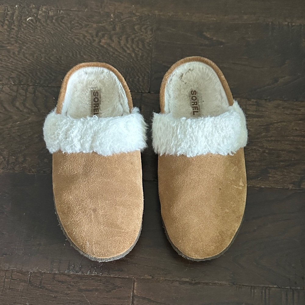 Sorel Women's Nakiska Scuff Slipper size 8